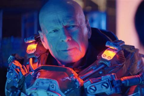 bruce willis robot|bruce willis żona.